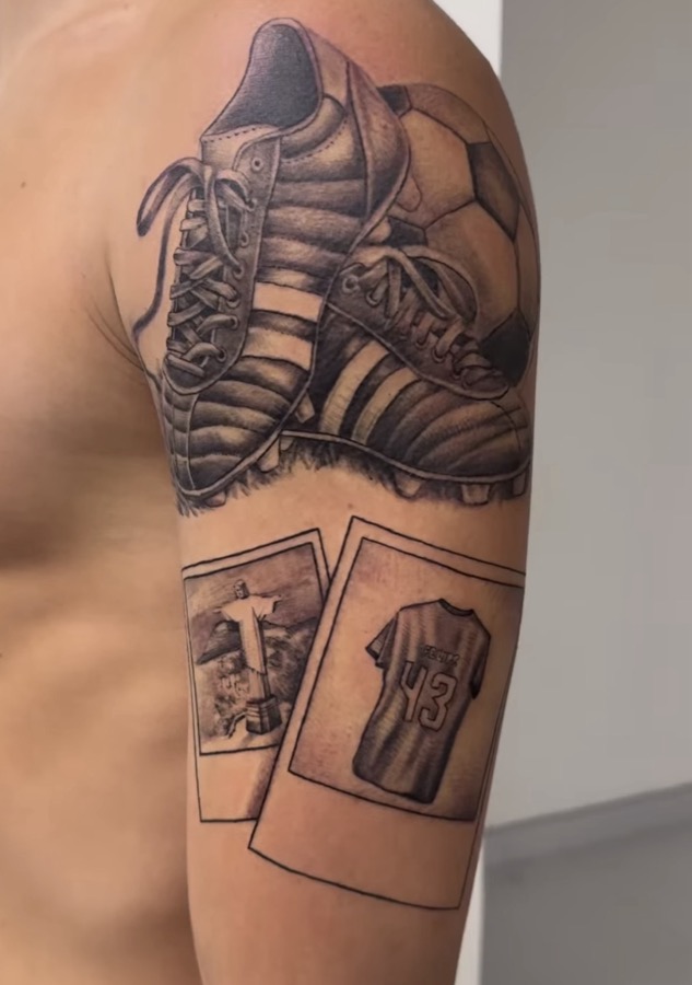 Tatuagem por Dylan Ribeiro