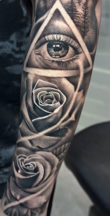 Tatuagem por Dylan Ribeiro