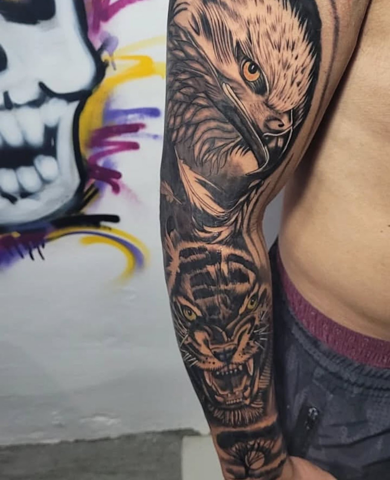 Trabalho em black & grey realismo de Dylan Ribeiro